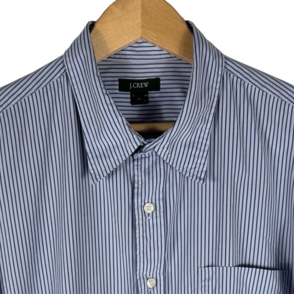 J.Crew Mens XL Blue White Striped Cotton Long Sleeve Button Down Shirt Pocket